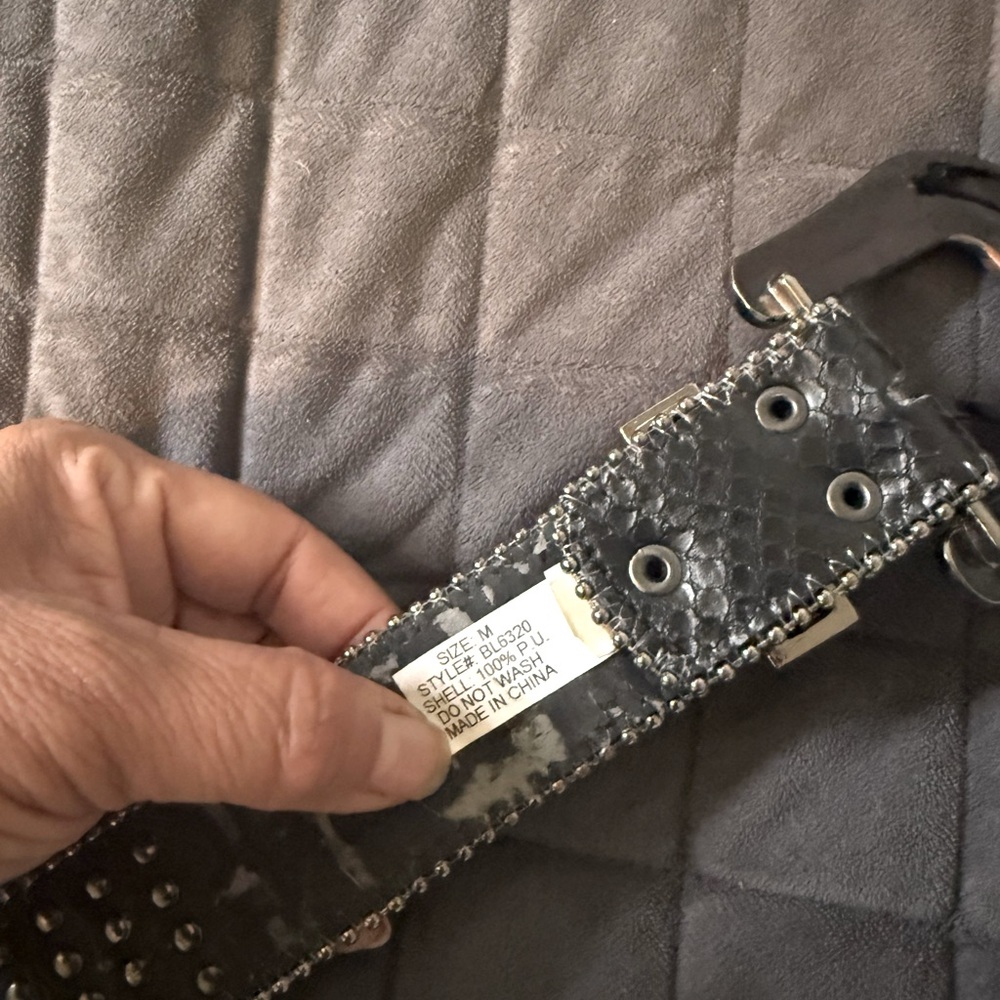 Buckle Black Textured Belt